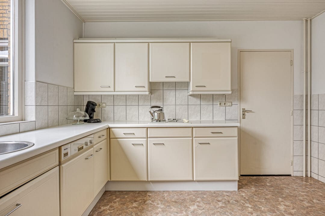 Photo 17 of Rector Luytenstraat 20