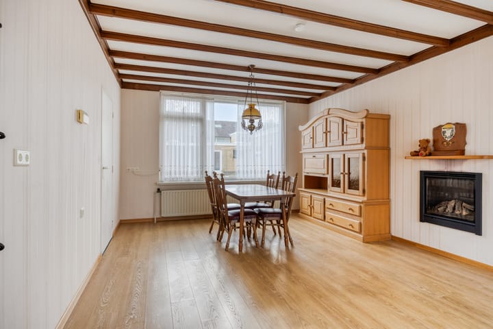 Photo 20 of Rector Luytenstraat 20