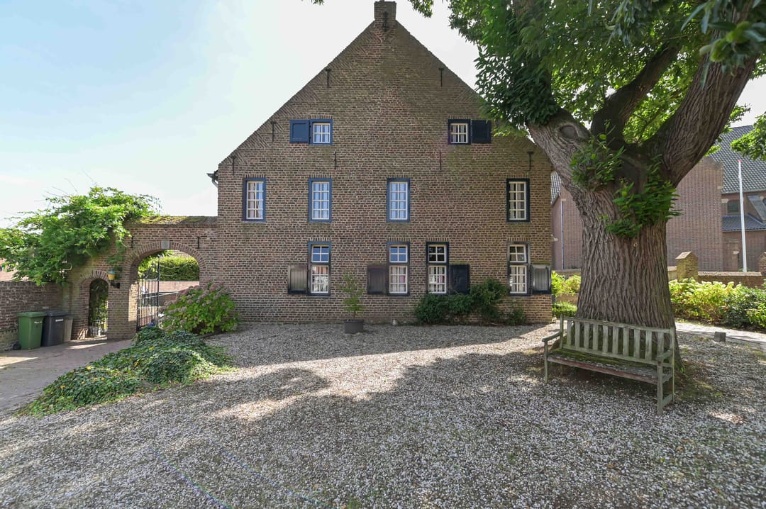 Foto 2 van Dorpstraat 10