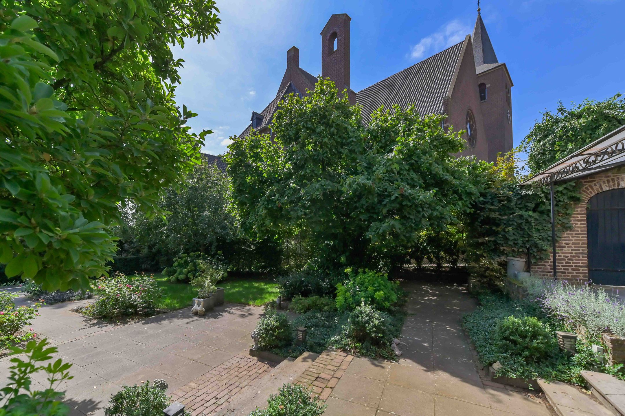 Foto 39 van Dorpstraat 10