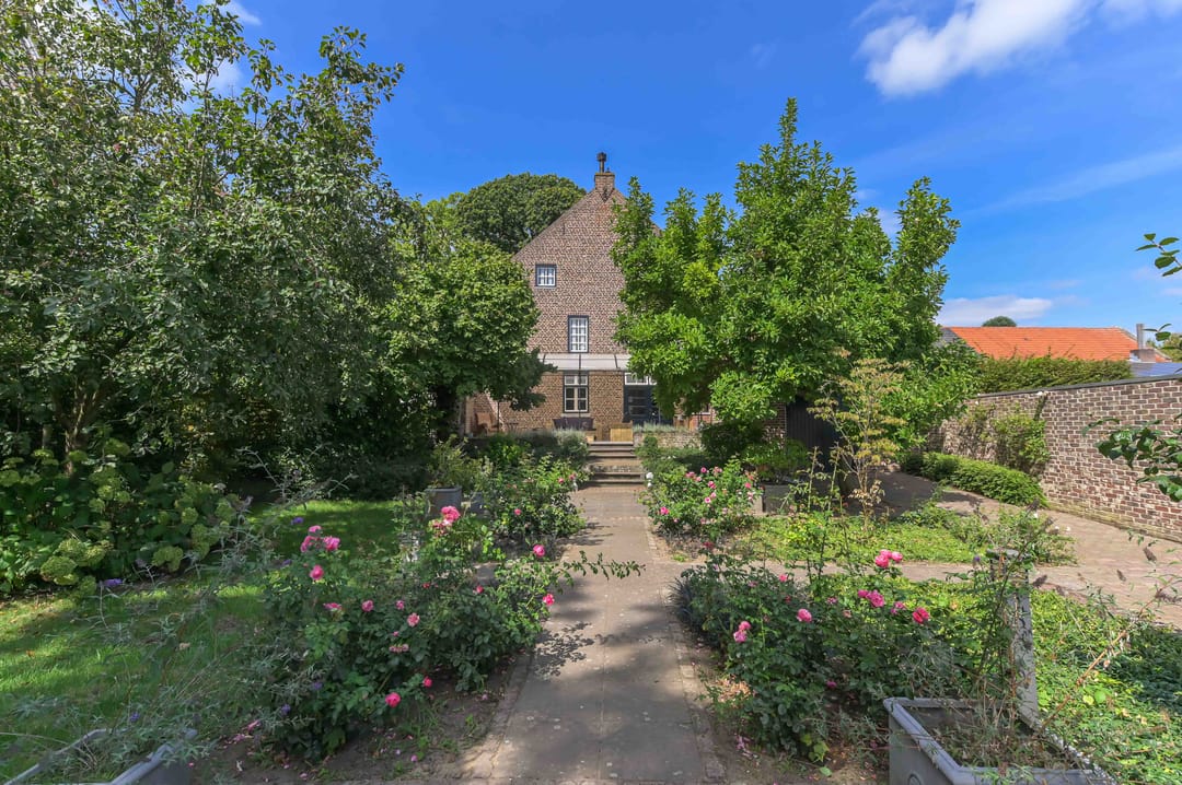 Foto 43 van Dorpstraat 10