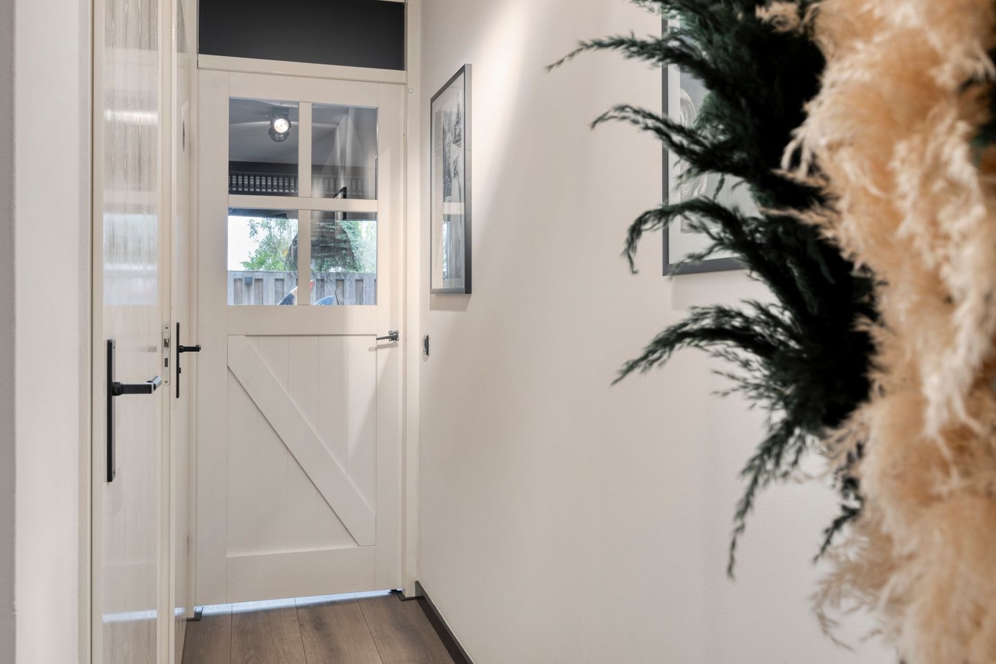 Foto 10 van Merbau 72