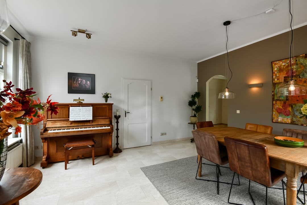 Foto 23 van Valburgseweg 85