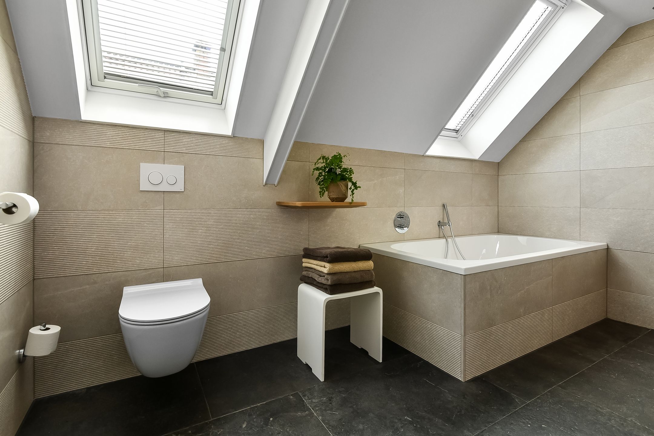 Foto 39 van Valburgseweg 85