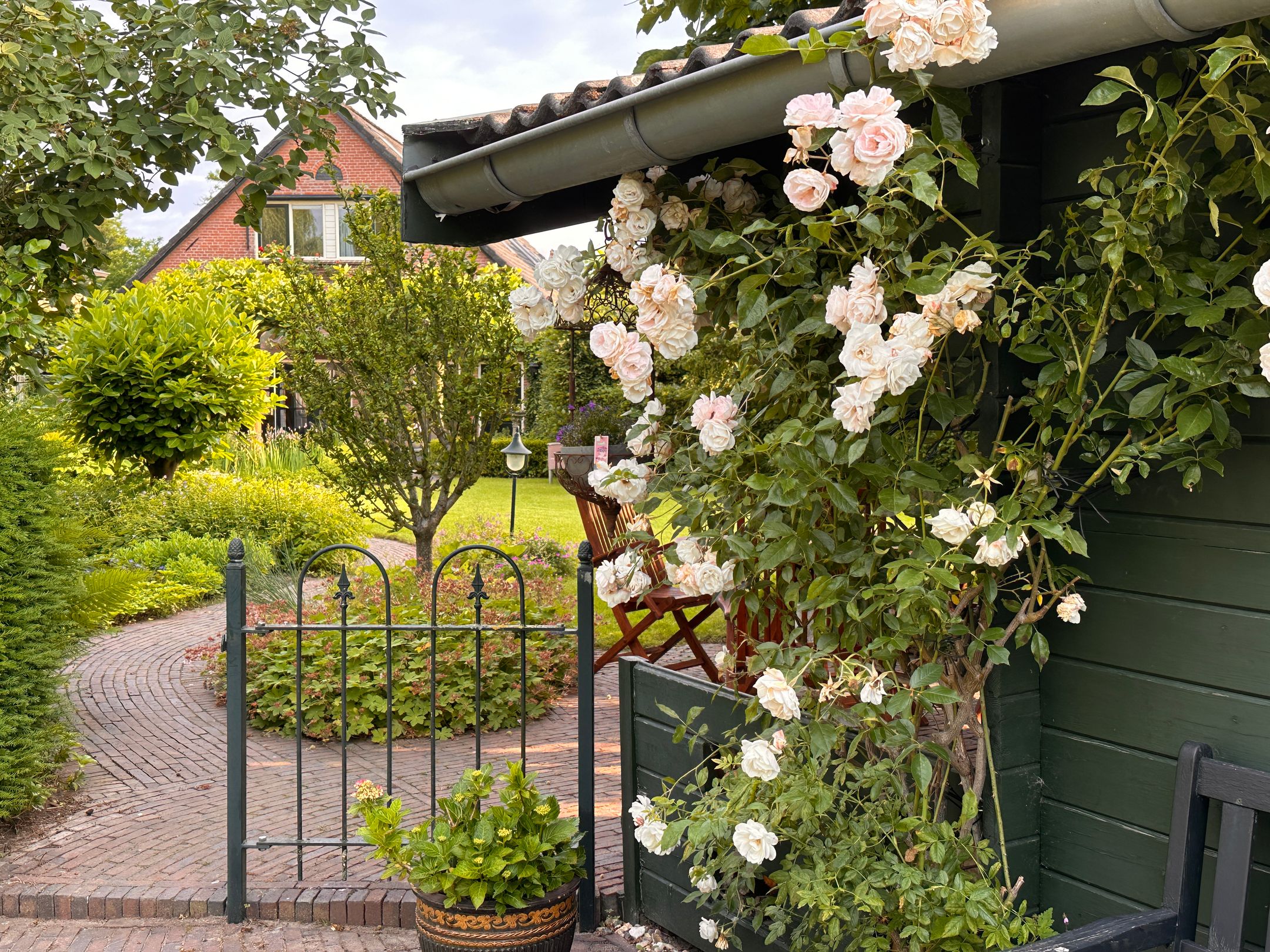 Foto 69 van Valburgseweg 85