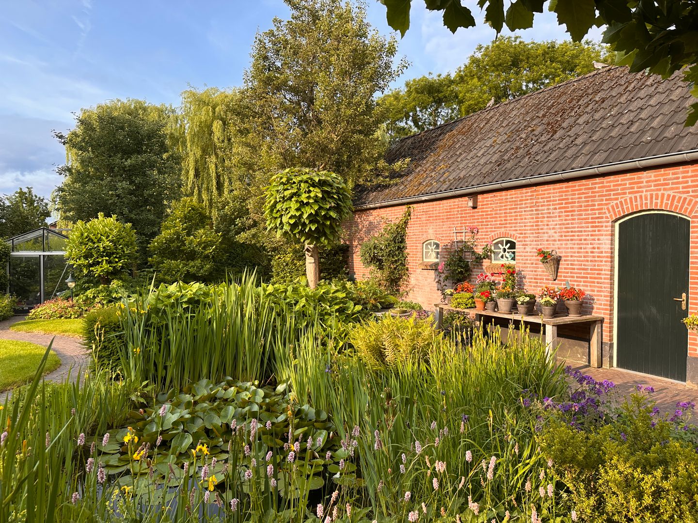 Foto 70 van Valburgseweg 85