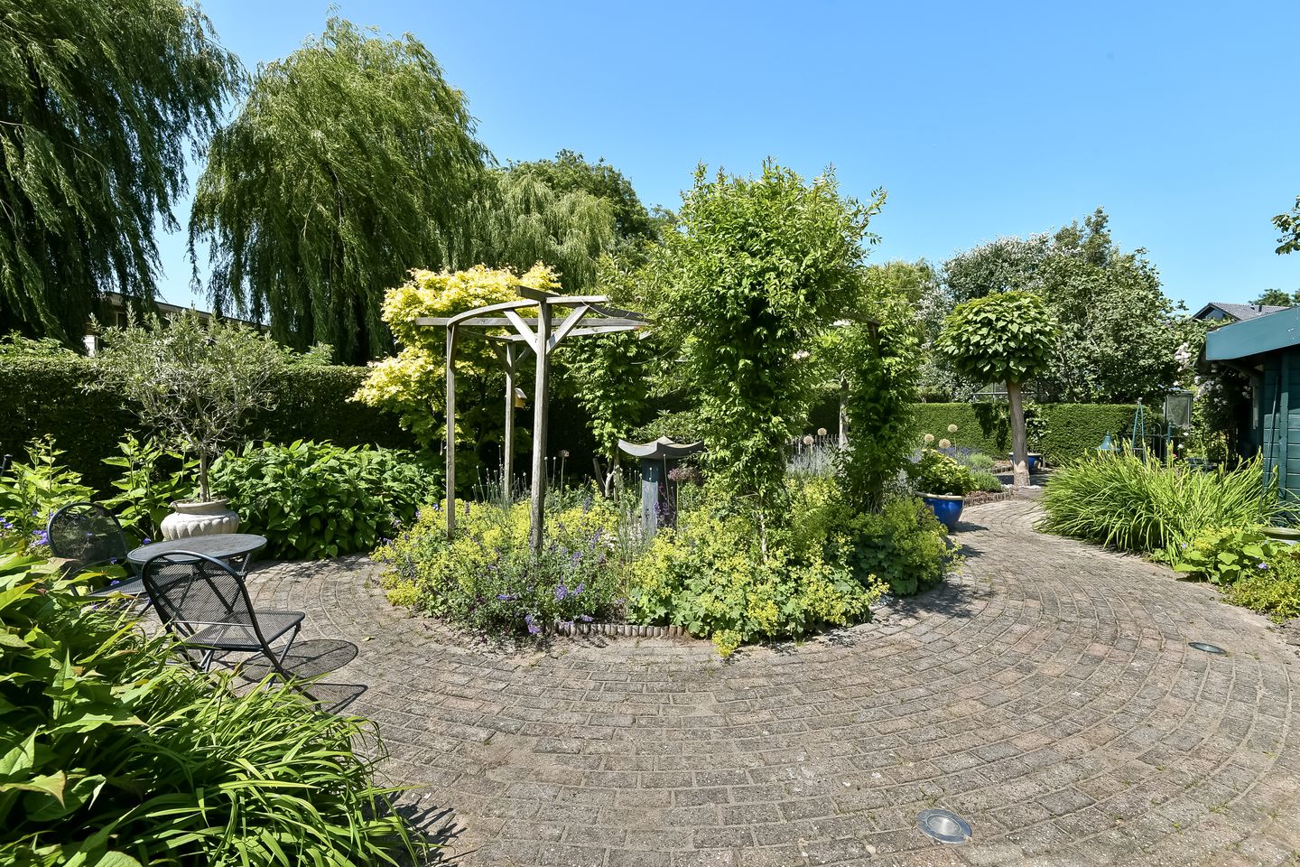 Foto 80 van Valburgseweg 85