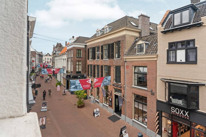 Foto 32 van Bakkerstraat 64-7