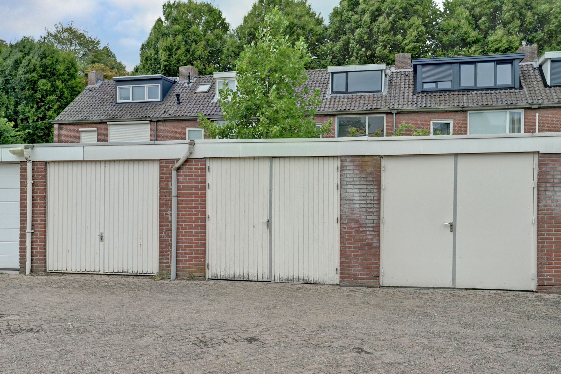 Foto 36 van Mgr. Zwijsenstraat 80