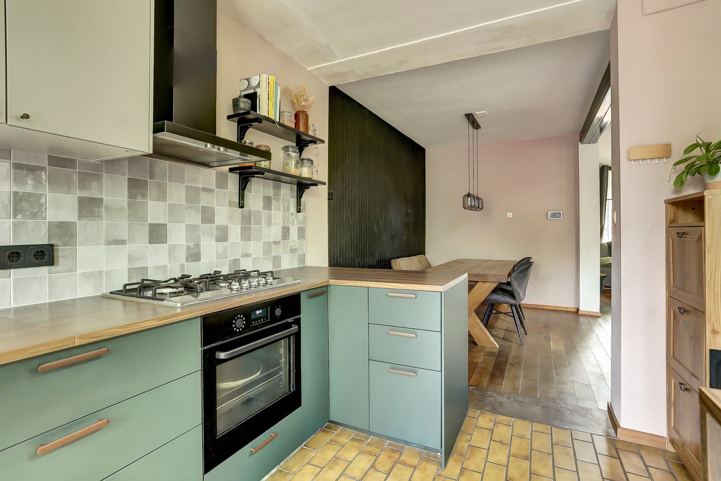 Foto 14 van Mgr. Zwijsenstraat 80