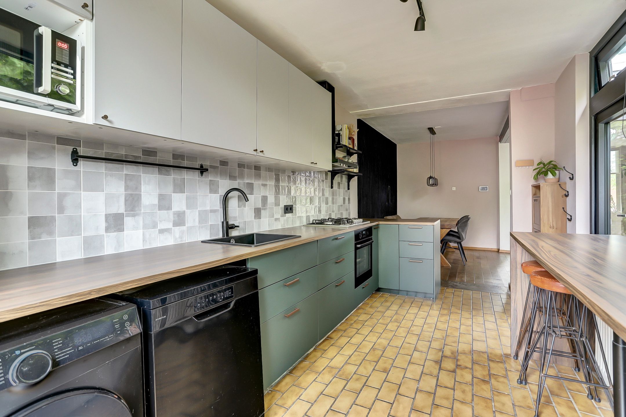 Foto 15 van Mgr. Zwijsenstraat 80