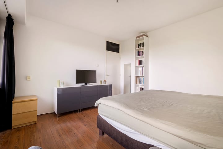 Foto 16 van S. F. van Ossstraat 150