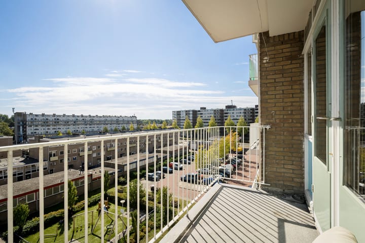 Foto 23 van S. F. van Ossstraat 150