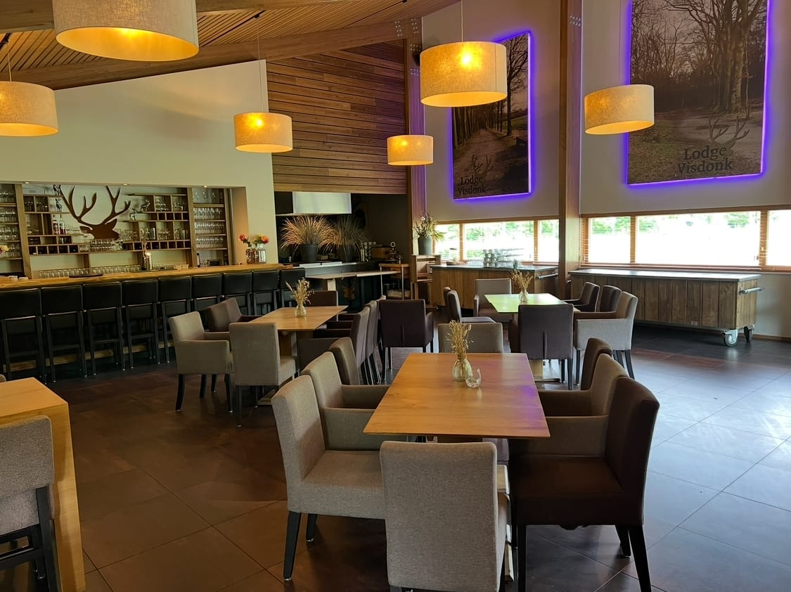 Bekijk foto 2 van Rozenvendreef 2