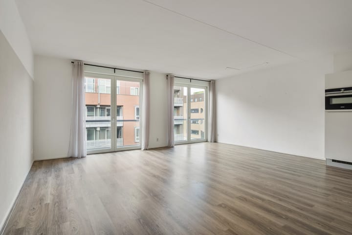 Foto 3 van Meerten Verhoffstraat 10-D20