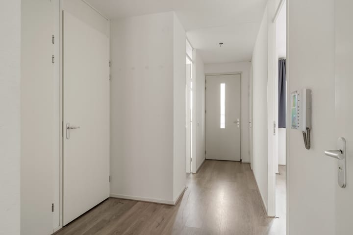 Foto 5 van Meerten Verhoffstraat 10-D20