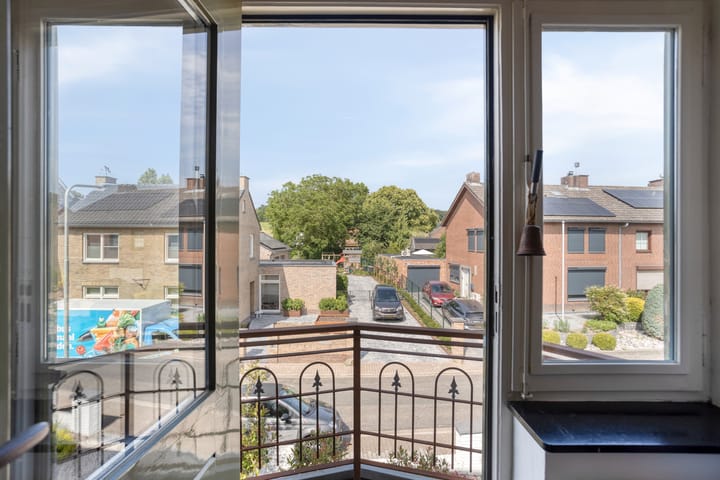 Photo 17 of Bovenstraat 4