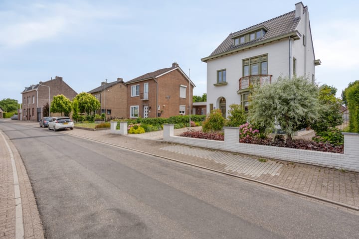 Photo 35 of Bovenstraat 4