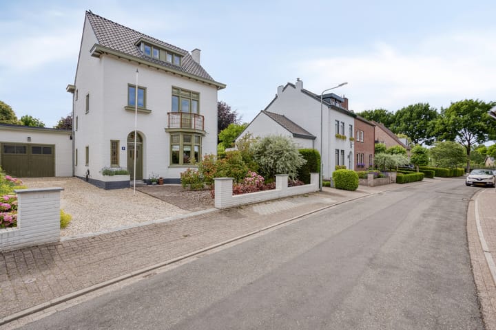 Photo 36 of Bovenstraat 4