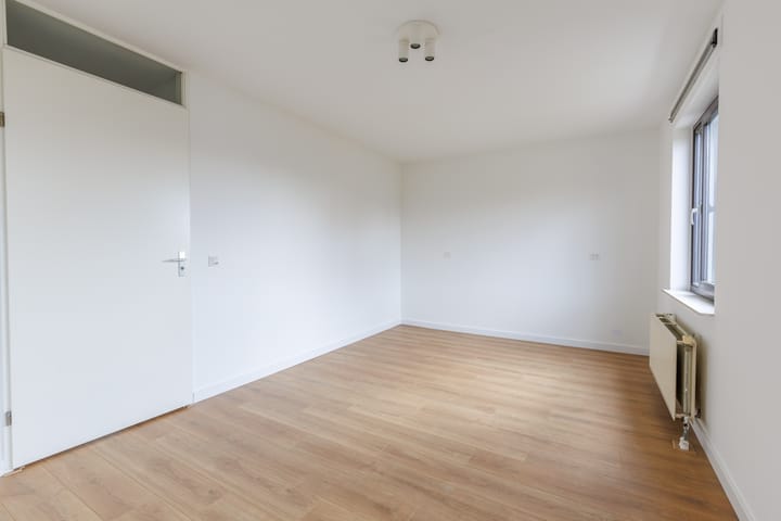 Foto 12 van Linie 127