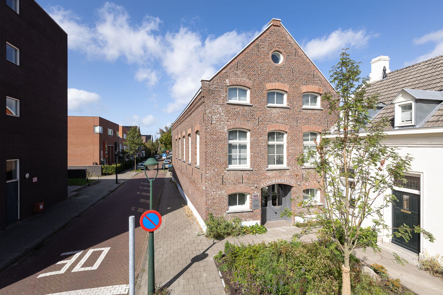 Bekijk foto 2 van Lakerstraat 59