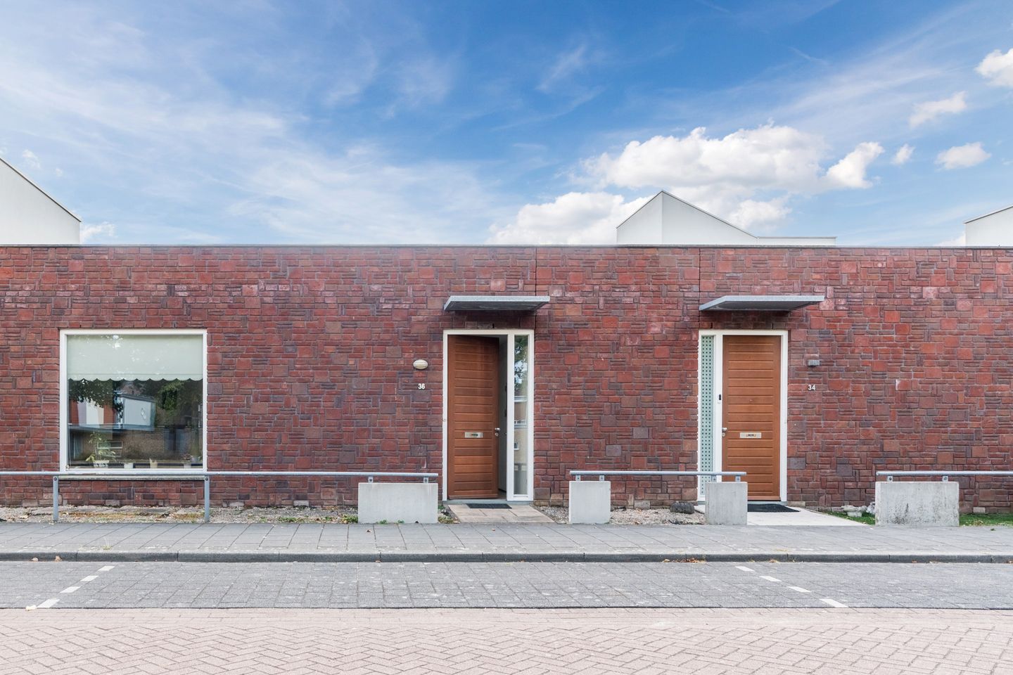 Photo 5 of Wethouder van den Eijndenstraat 36