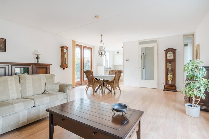 Foto 11 van Wethouder van den Eijndenstraat 36