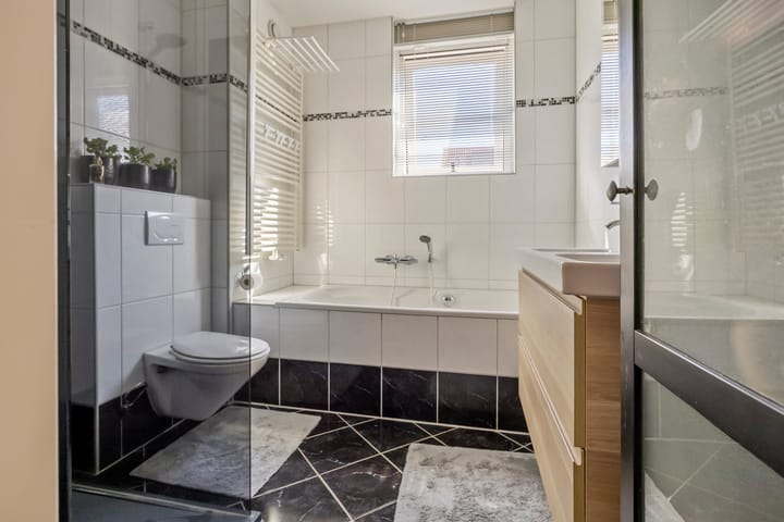 Foto 26 van Prins Hendrikstraat 45