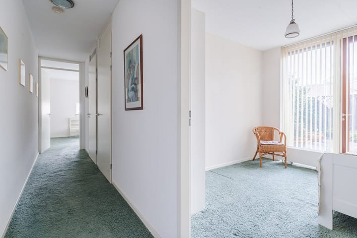 Foto 16 van Wethouder van den Eijndenstraat 36