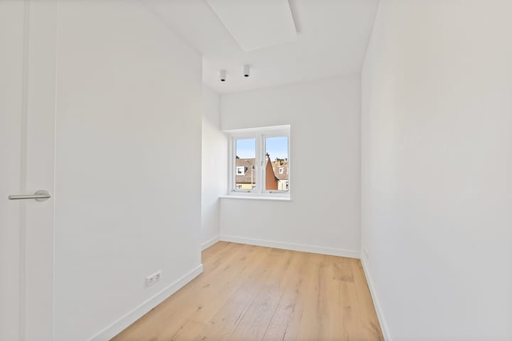 Foto 10 van Korbootstraat 33-B