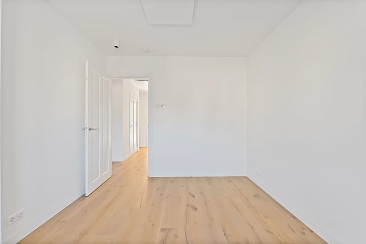 Foto 15 van Korbootstraat 33-B