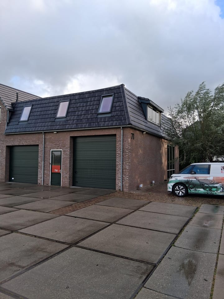 Hoofdweg 71-A, Lijnden