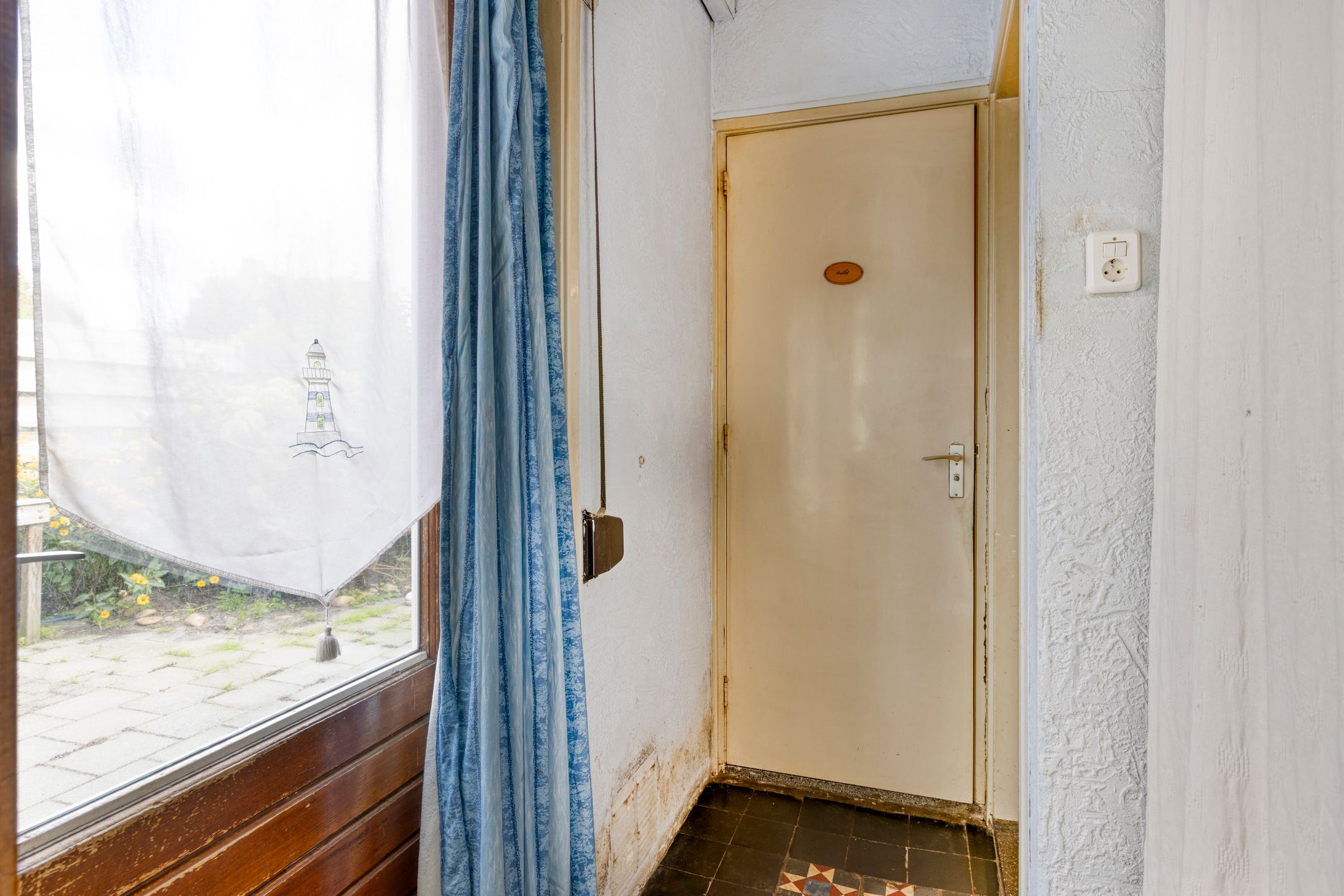 Photo 15 of Vrouwemadestraat 69