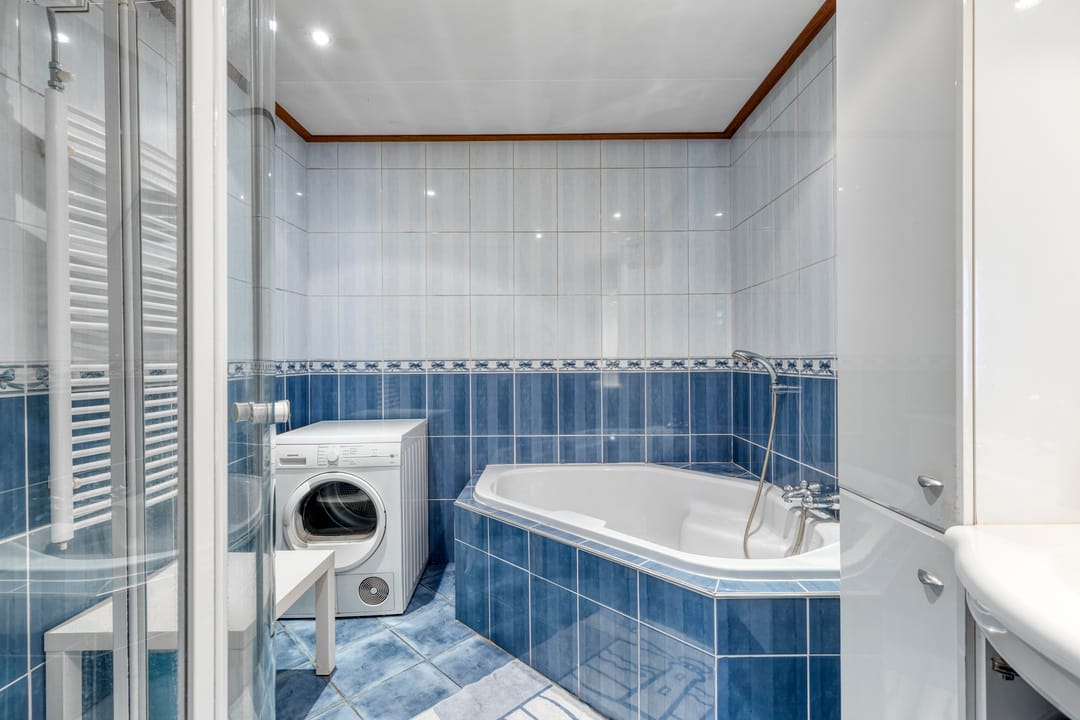 Photo 17 of Vrouwemadestraat 69