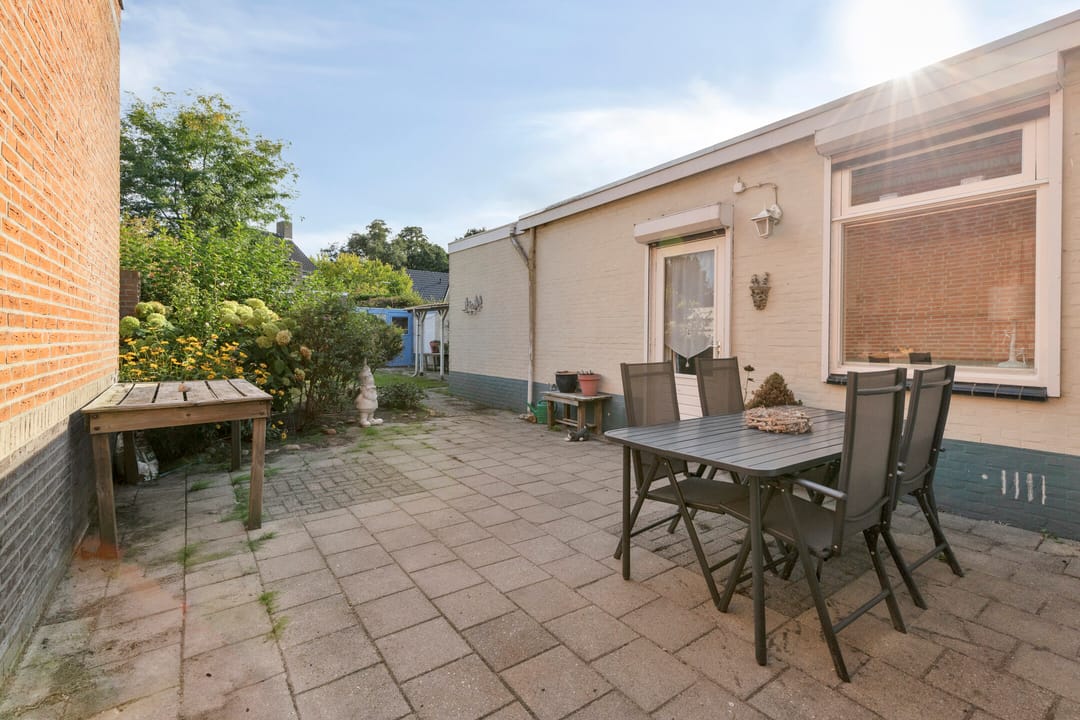 Photo 26 of Vrouwemadestraat 69