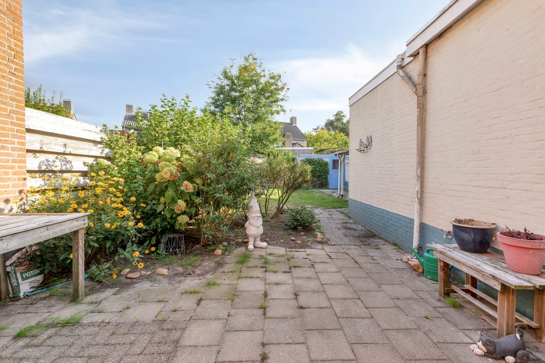 Photo 28 of Vrouwemadestraat 69