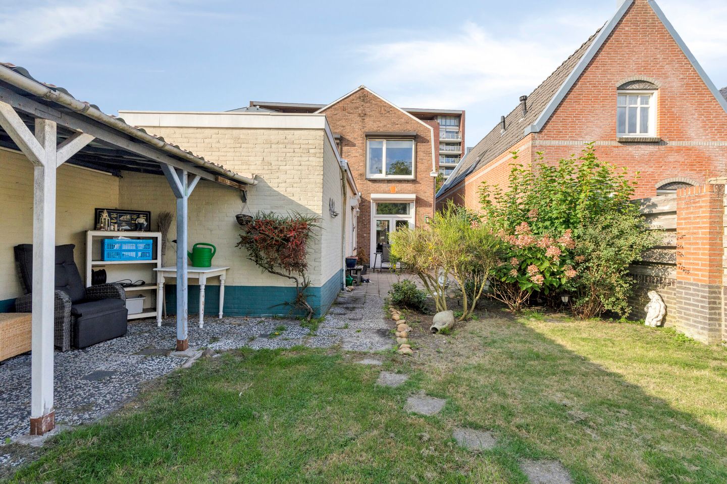 Photo 34 of Vrouwemadestraat 69