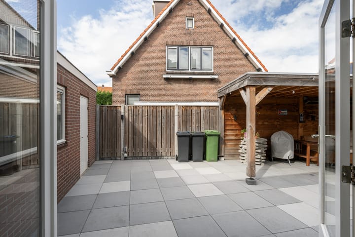 Foto 11 van Rozenlaan 73