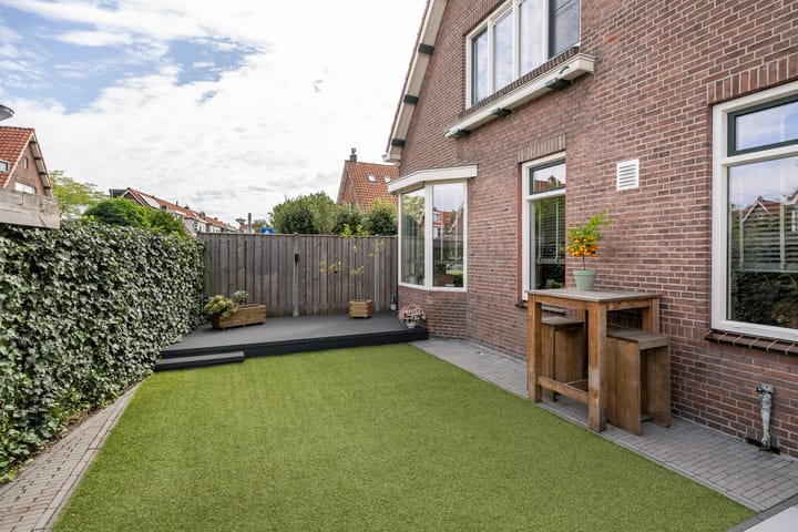 Foto 15 van Rozenlaan 73