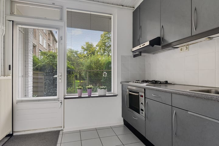 Foto 10 van Linnaeusweg 56