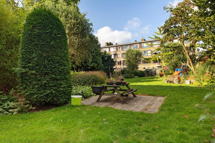 Foto 23 van Linnaeusweg 56