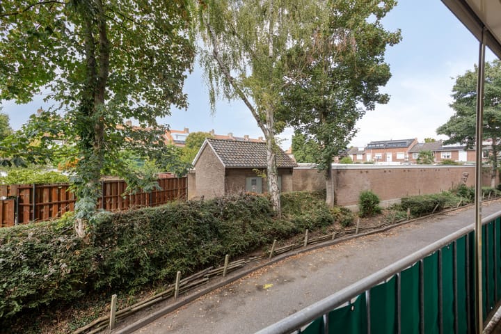 Foto 17 van Adelbert van Scharnlaan E 33