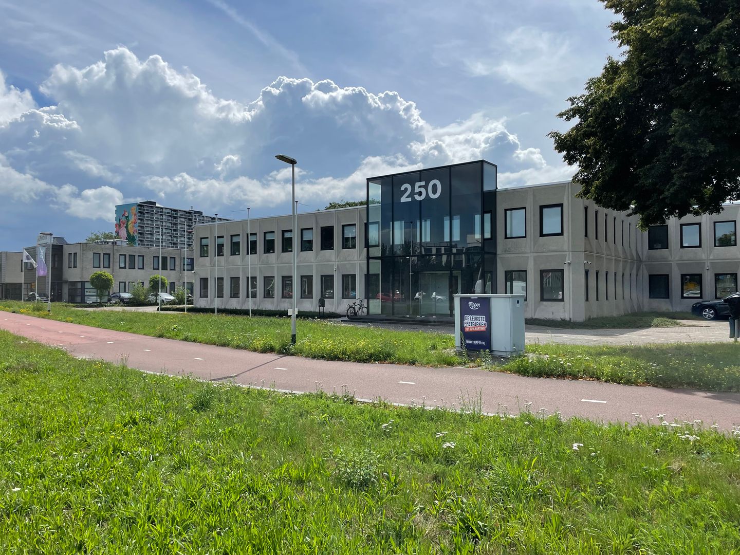 Bekijk foto 1 van Heerbaan 250