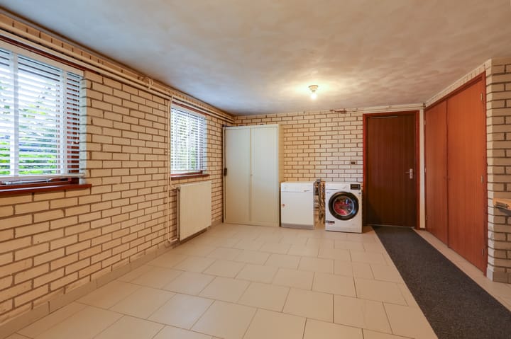 Foto 18 van Worth Rhedenseweg 17