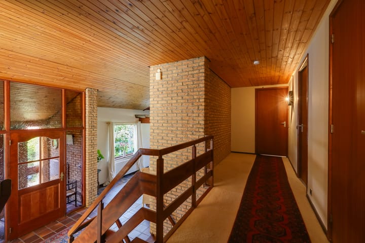 Foto 19 van Worth Rhedenseweg 17