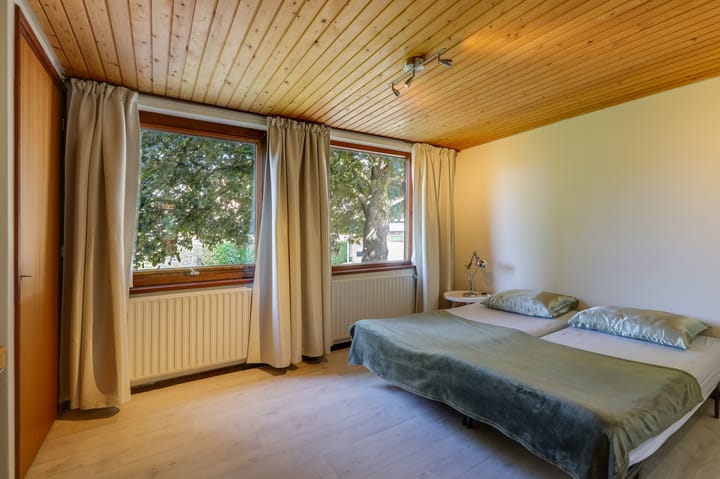 Foto 29 van Worth Rhedenseweg 17