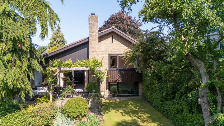 Foto 34 van Worth Rhedenseweg 17