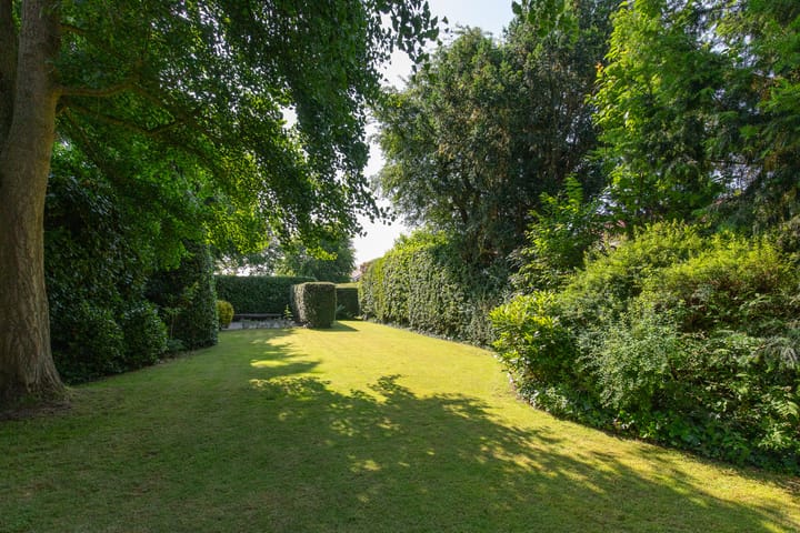 Foto 35 van Worth Rhedenseweg 17