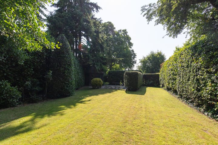 Foto 36 van Worth Rhedenseweg 17