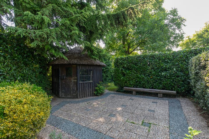 Foto 37 van Worth Rhedenseweg 17